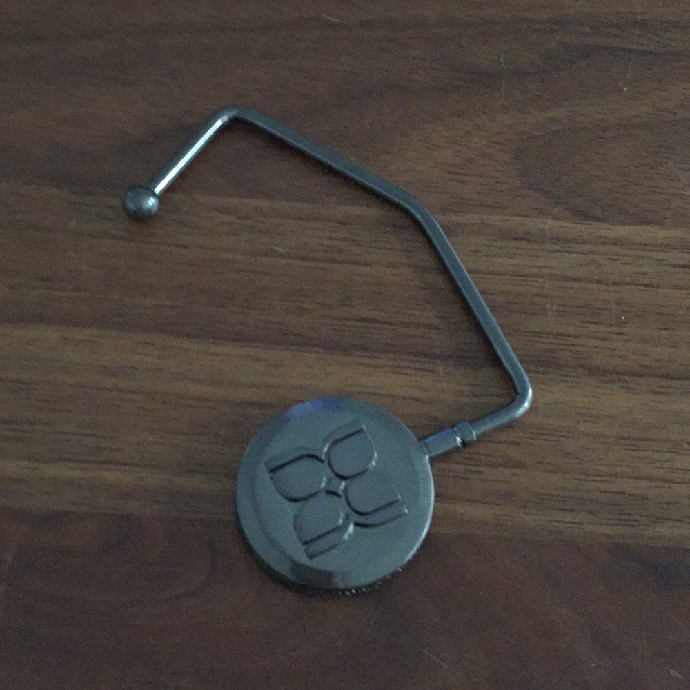 BCBG bag hanger